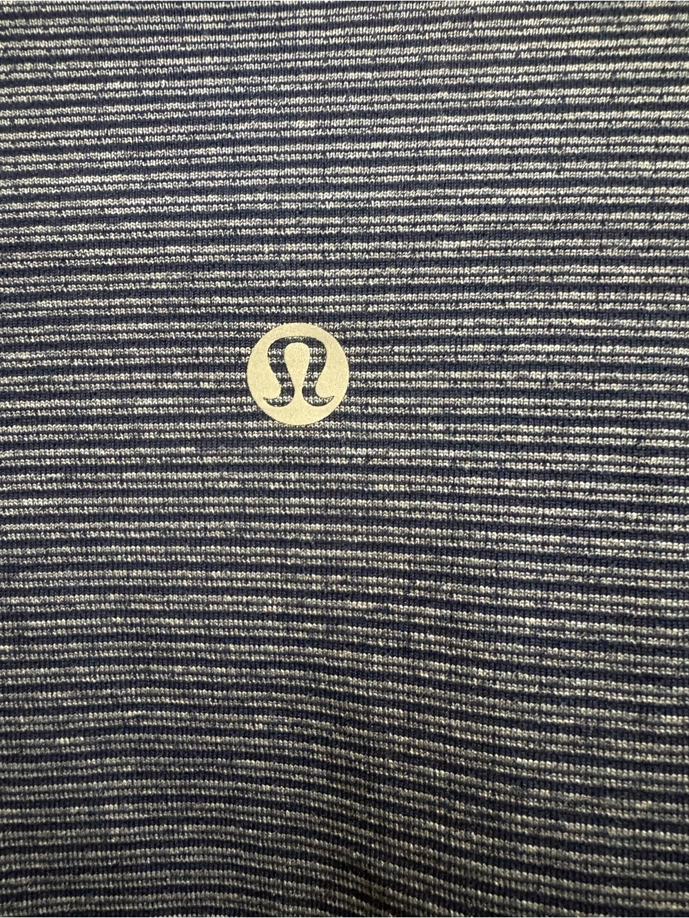 EUC Lululemon Swiftly Tech Cropped Tee - Picture 3 of 4